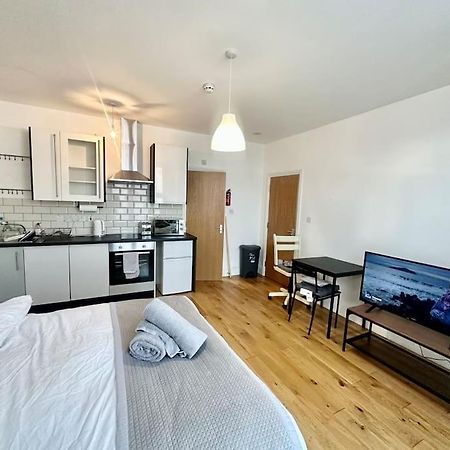 Se4, Self Contained Studio Flat. London Bagian luar foto