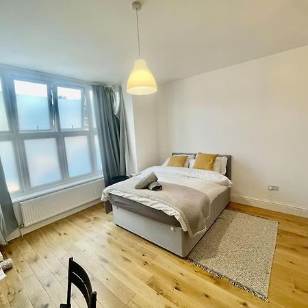 Se4, Self Contained Studio Flat. London Bagian luar foto