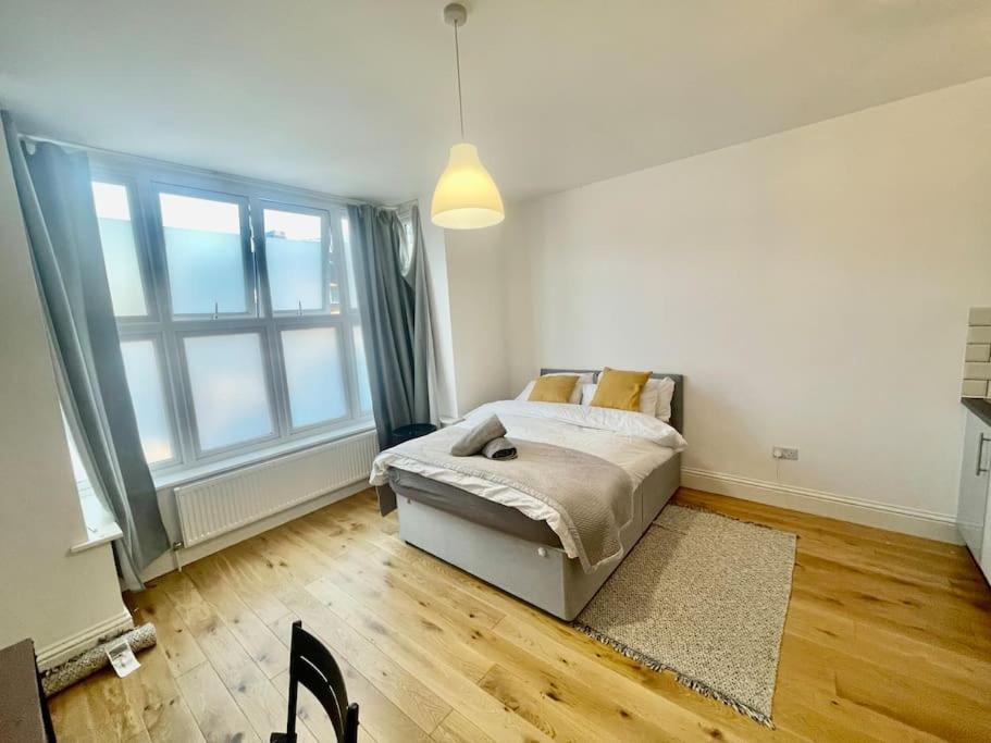 Se4, Self Contained Studio Flat. London Bagian luar foto